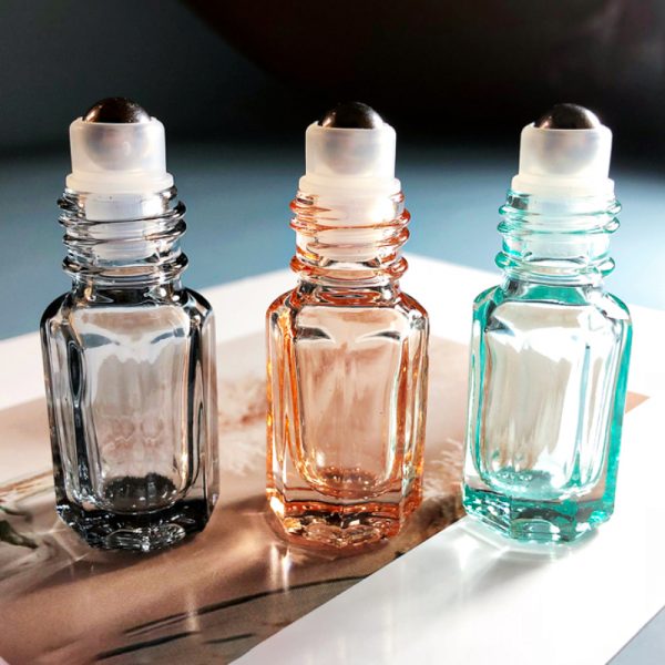 10ml glass essential oil roller on bottle (5)