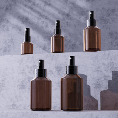 New Design Cosmetic Spray Bottle and Cream Jar Set for Skincare Packaging